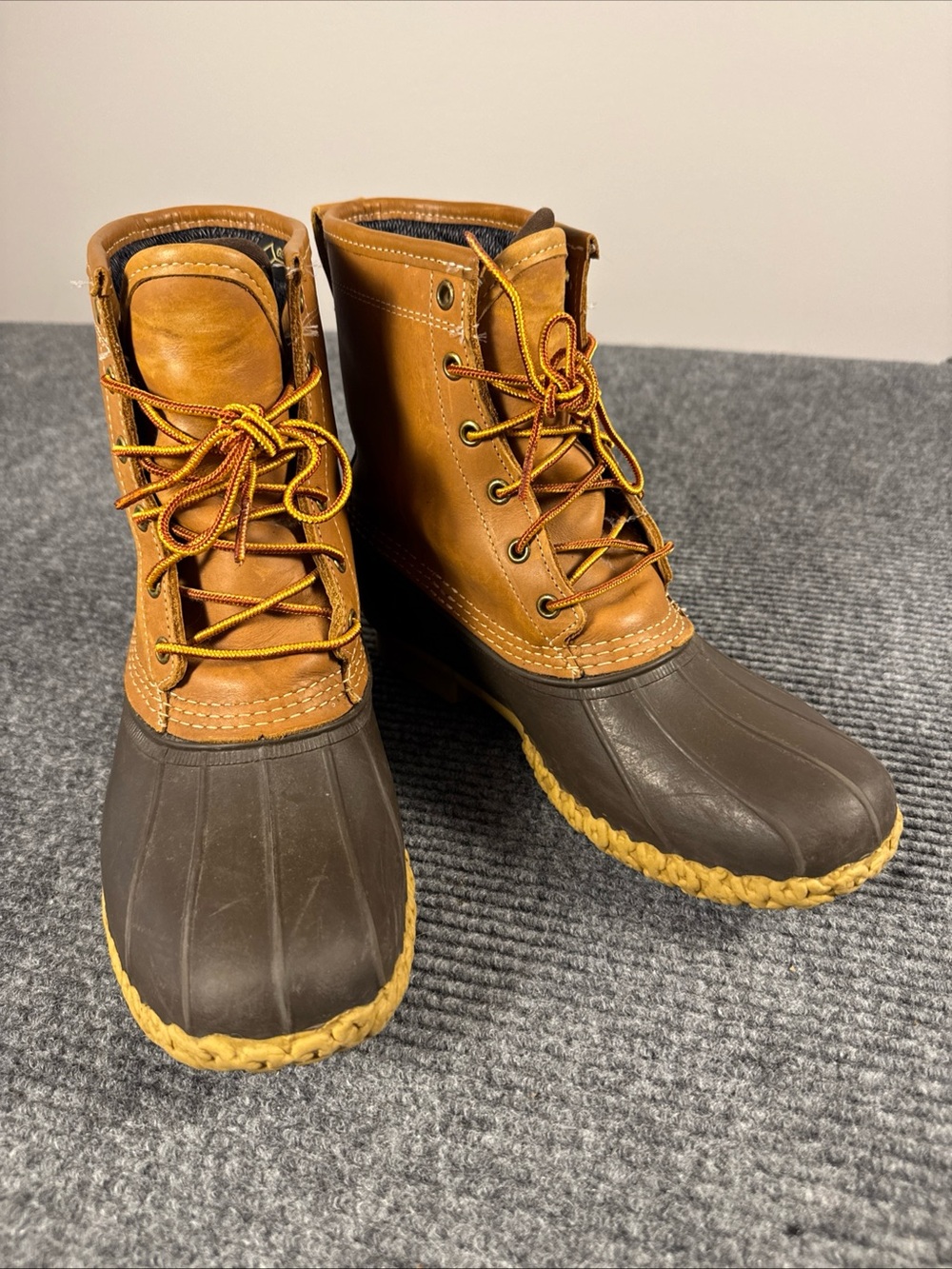 LL Bean Boots GORE-TEX Thinsulate Lined 8” Tan Duck Boots Size 8W Made In Maine